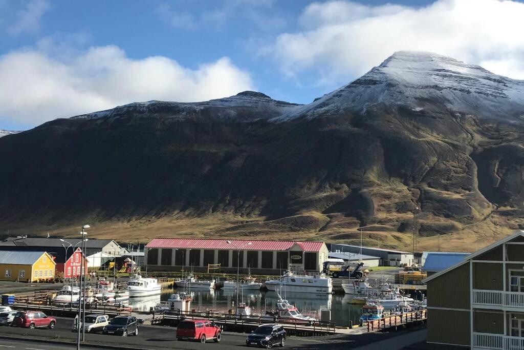 House With A Warm Soul In North Iceland Siglufjordur Exteriör bild