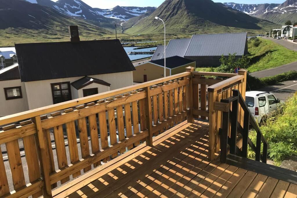 House With A Warm Soul In North Iceland Siglufjordur Exteriör bild